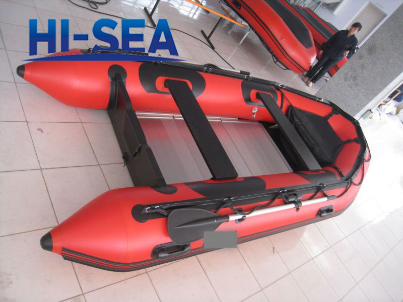 PVC inflatable boat of different colors